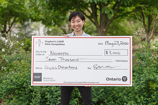 Jane Ong with People's choice award cheque