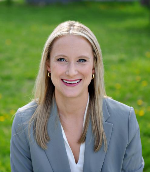 Headshot of Kelly Ziegler