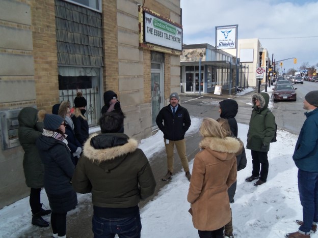 Students standing on downtown Essex street