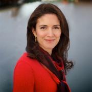 Head shot of Susannah Drake