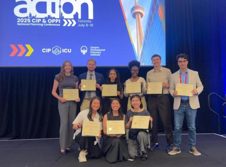 RPD students at CIP & OPPI conference holding award certificates