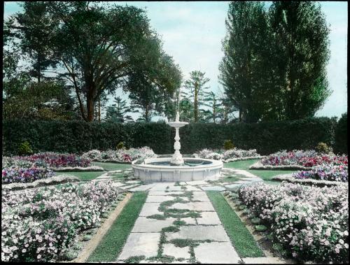 Dunington-Grubb, Glendon Hall garden and grounds with bird bath